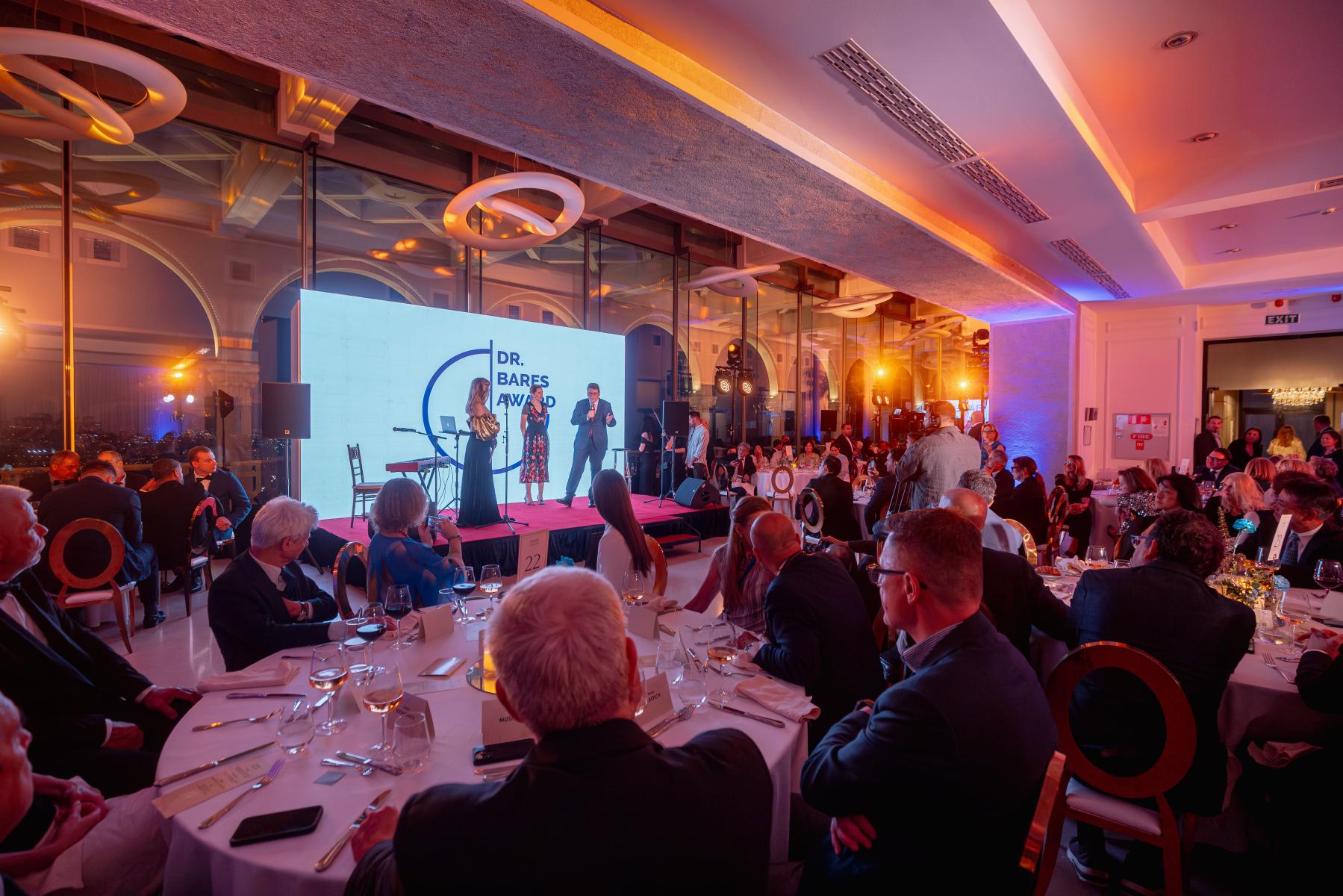 Dr. Bares Ward Gala Dinner